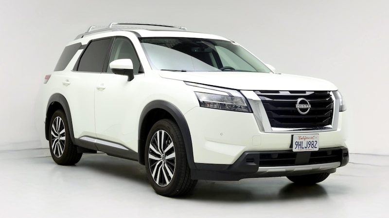 2023 Nissan Pathfinder Platinum Hero Image