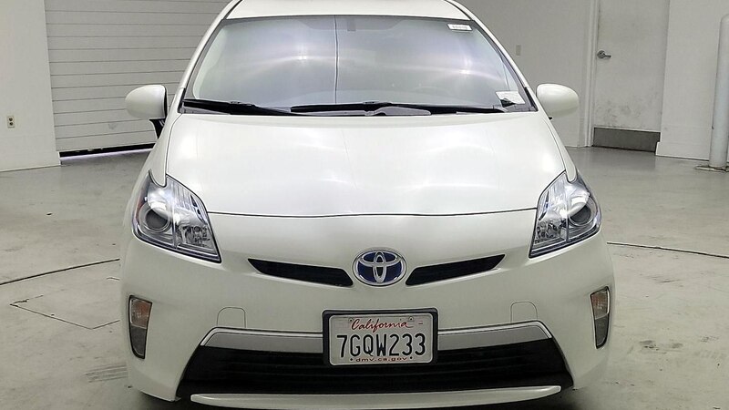 2014 Toyota Prius Plug-in 2