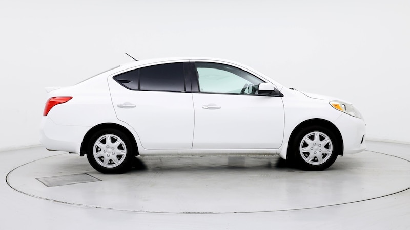 2014 Nissan Versa SV 7