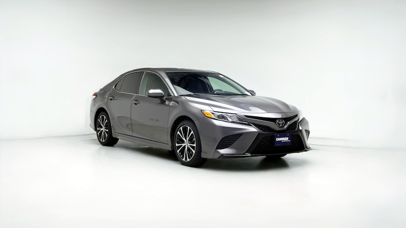 2020 Toyota Camry SE Hero Image