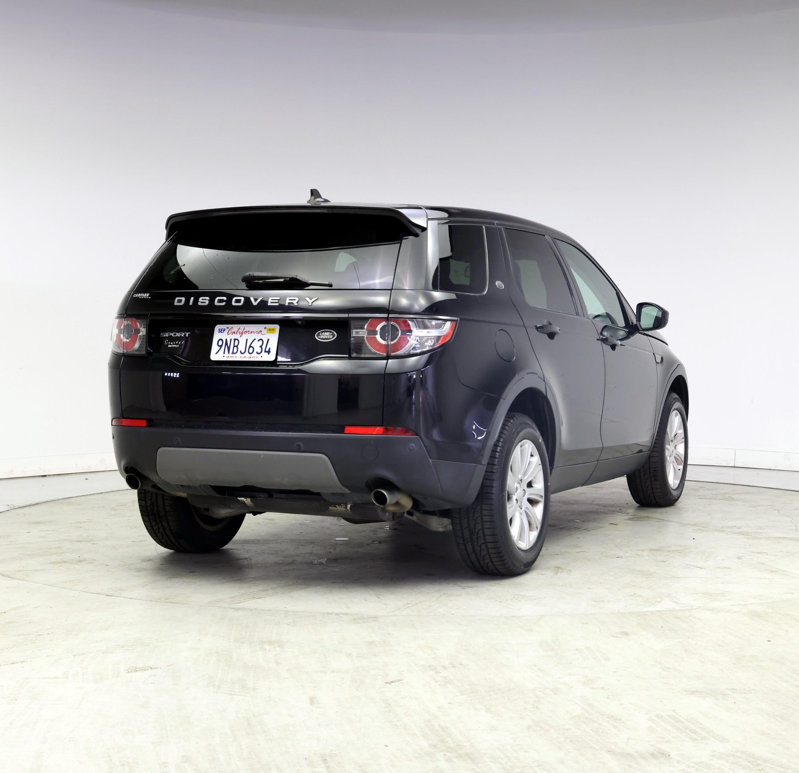 Thumbnail: 2016 Land Rover Discovery Sport - 8
