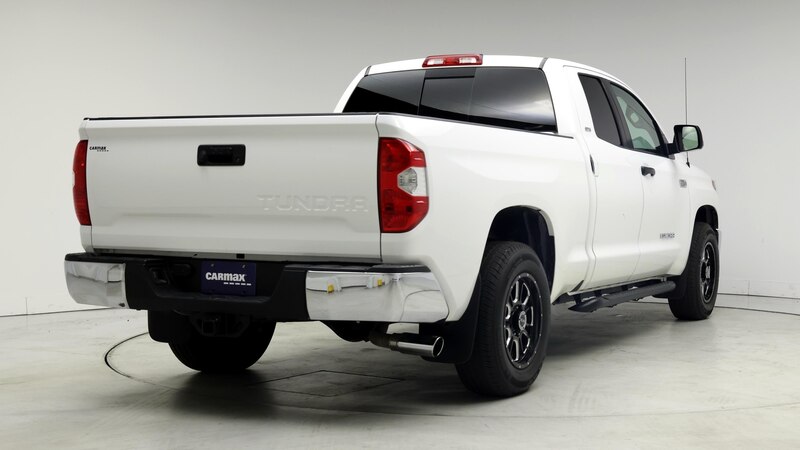 2018 Toyota Tundra SR5 8