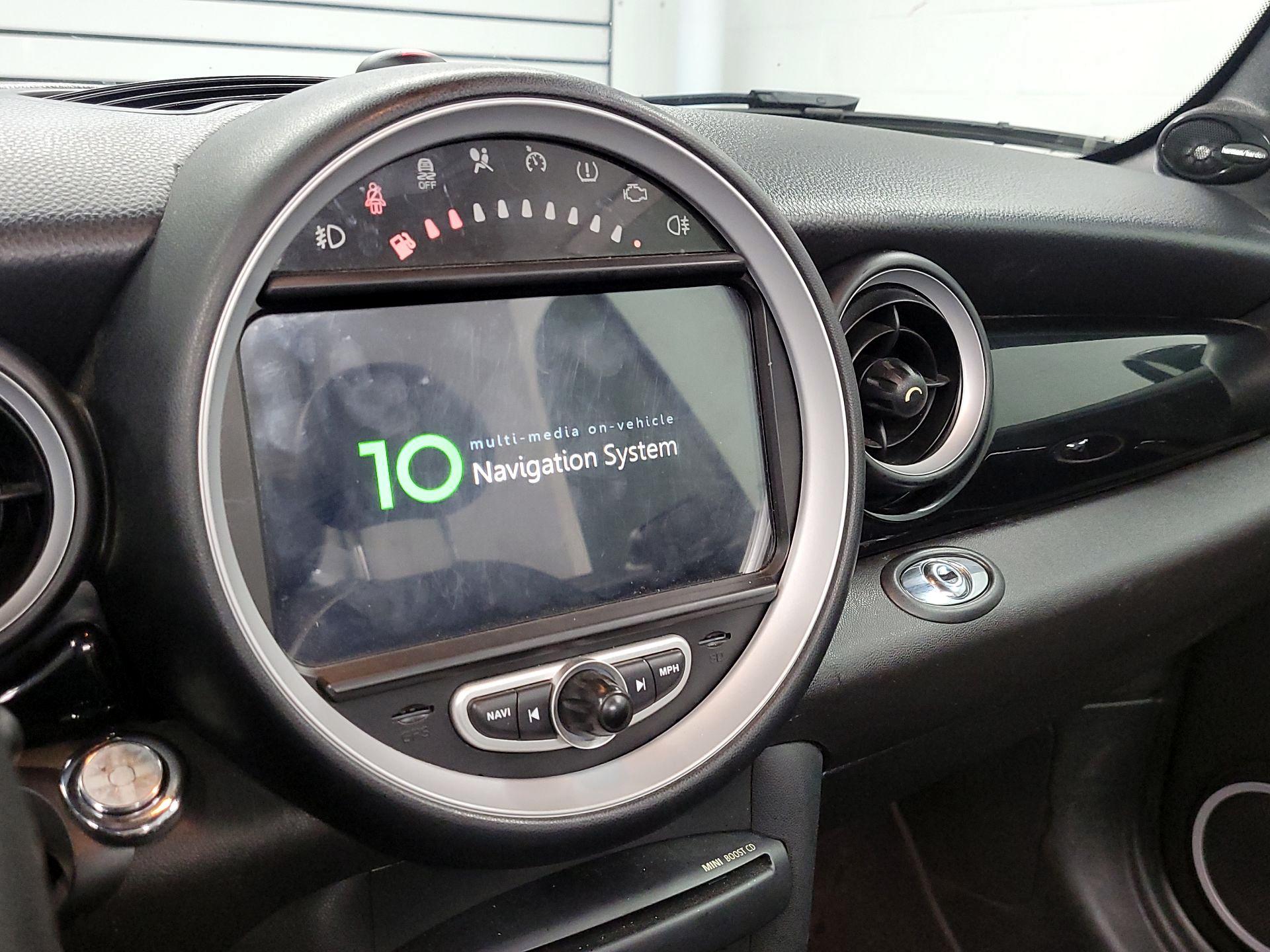 Thumbnail: 2015 MINI Cooper - 13