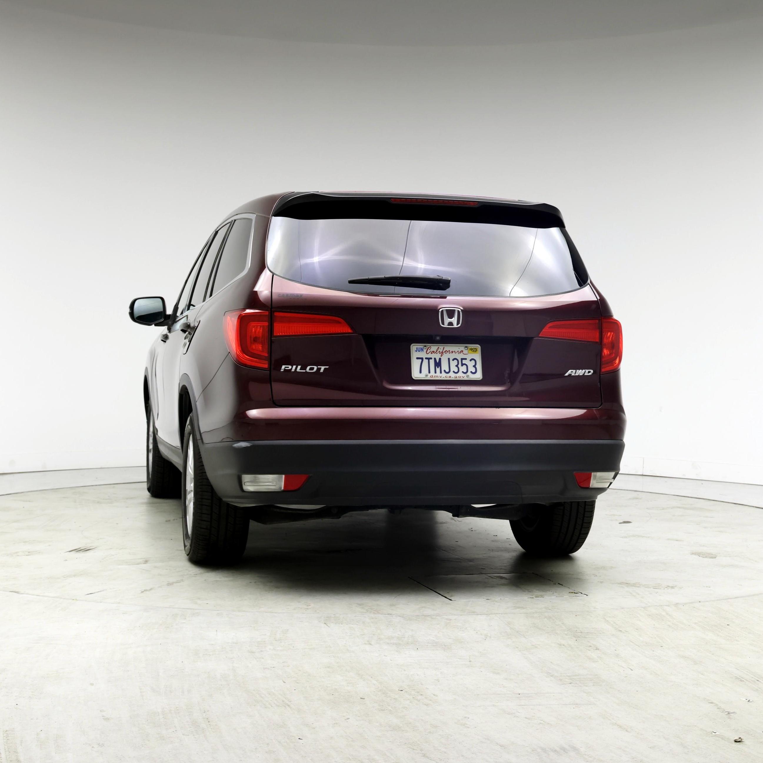 Thumbnail: 2016 Honda Pilot - 6