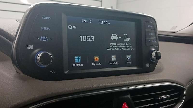 2019 Hyundai Santa Fe SE 15