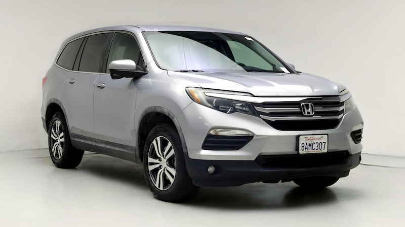 2017 Honda Pilot EX Hero Image