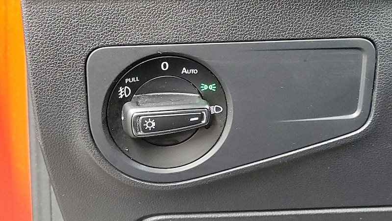 2018 Volkswagen Tiguan SE 13