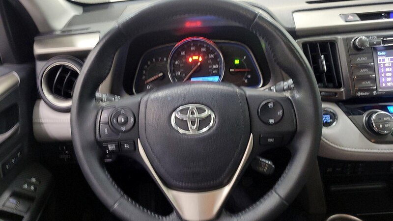 2014 Toyota RAV4 Limited 10