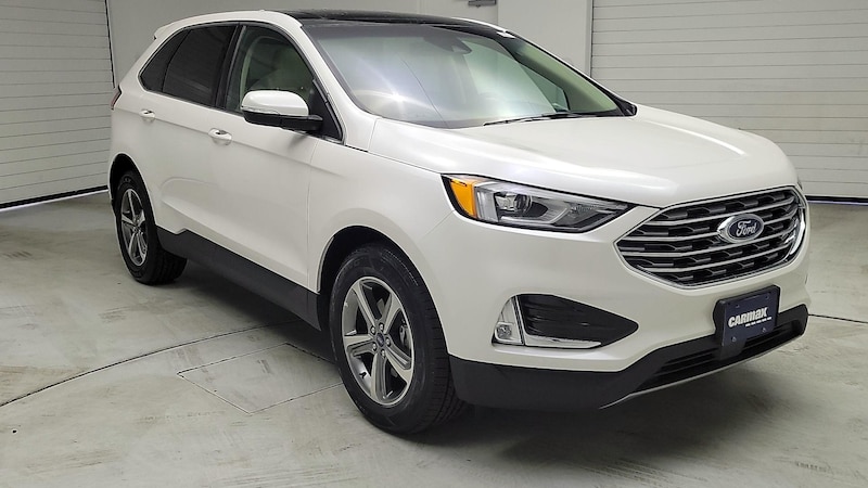 2019 Ford Edge SEL Hero Image