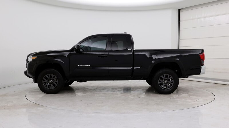 2023 Toyota Tacoma SR5 3