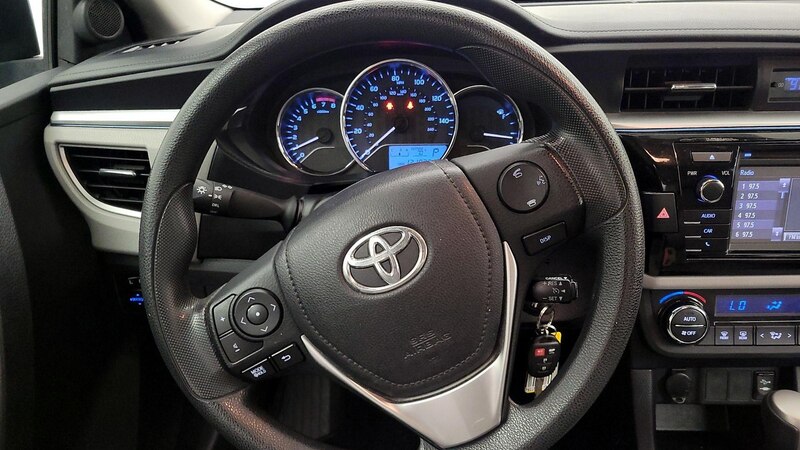 2015 Toyota Corolla LE 10