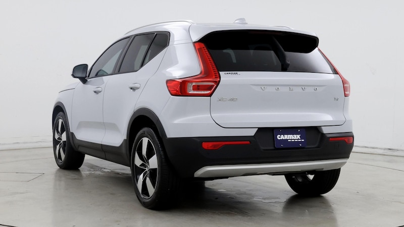 2020 Volvo XC40 T4 Momentum 2