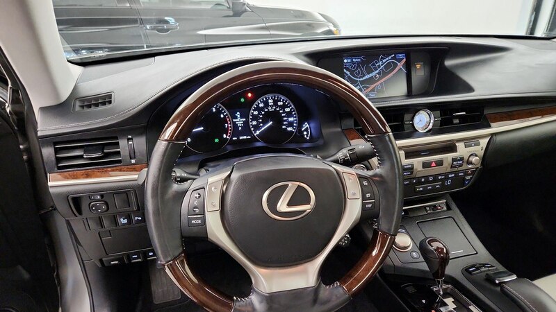 2015 Lexus ES 350 10