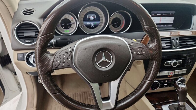 2014 Mercedes-Benz C-Class C 250 10