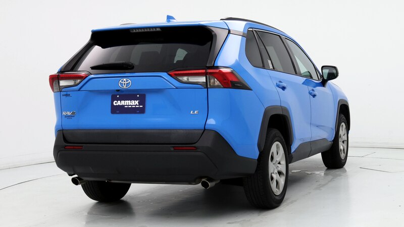 2019 Toyota RAV4 LE 8