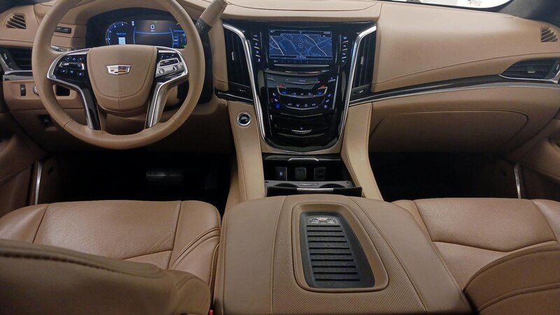 2018 Cadillac Escalade Platinum 9