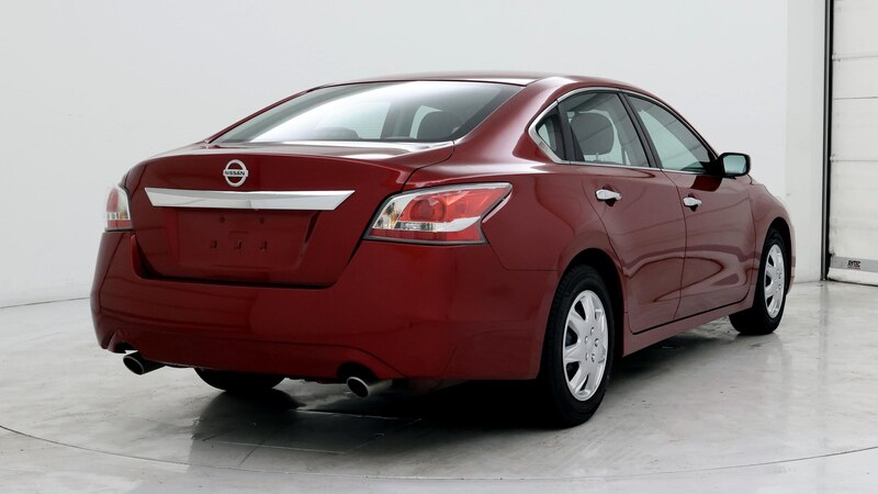 2015 Nissan Altima S 8