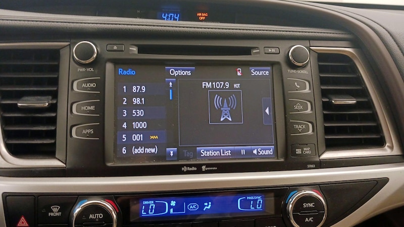 2015 Toyota Highlander XLE 16