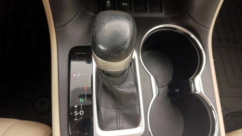 2015 Toyota Highlander XLE 18
