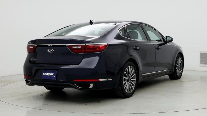 2017 Kia Cadenza Premium 8