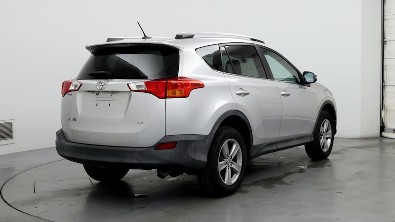 2015 Toyota RAV4 XLE 8