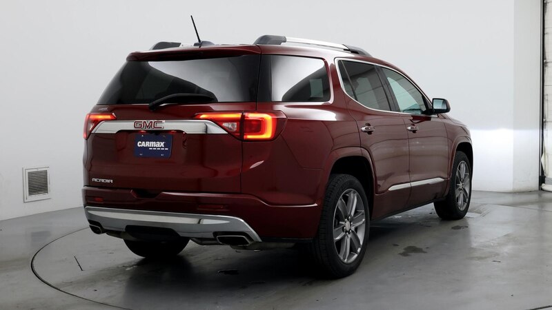 2018 GMC Acadia Denali 8