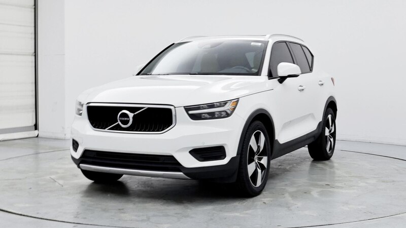 2020 Volvo XC40 T5 Momentum 4