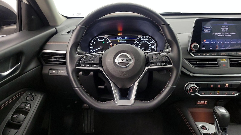 2020 Nissan Altima SR 10