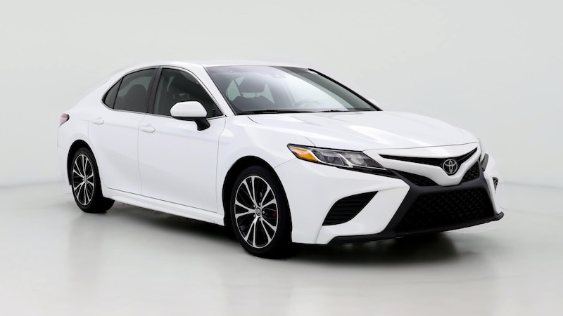 2019 Toyota Camry SE Hero Image