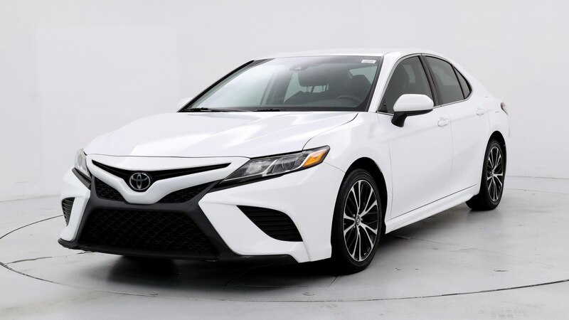 2019 Toyota Camry SE 4