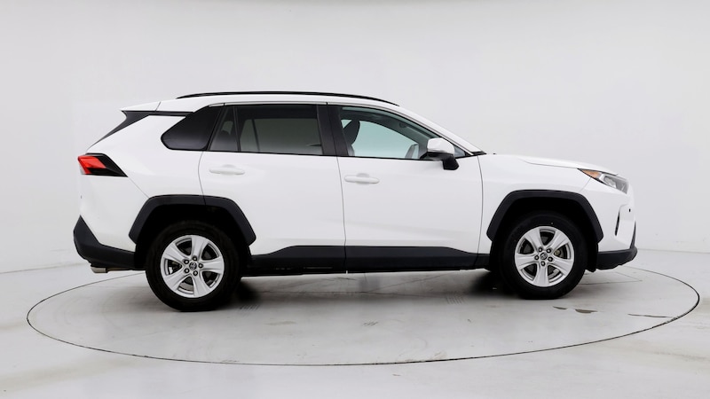 2019 Toyota RAV4 XLE 7