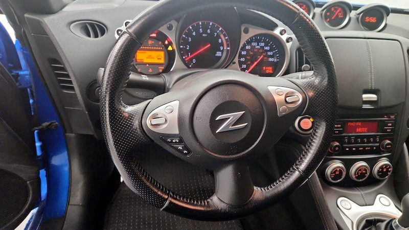 2017 Nissan Z 370Z 10