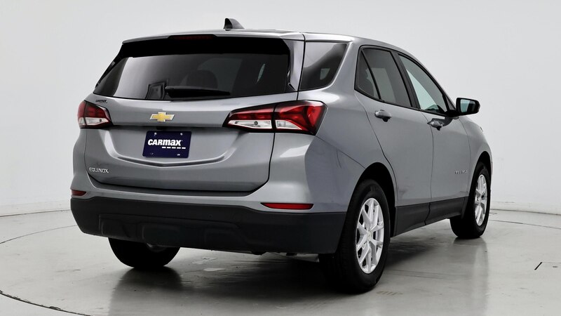 2024 Chevrolet Equinox LS 8