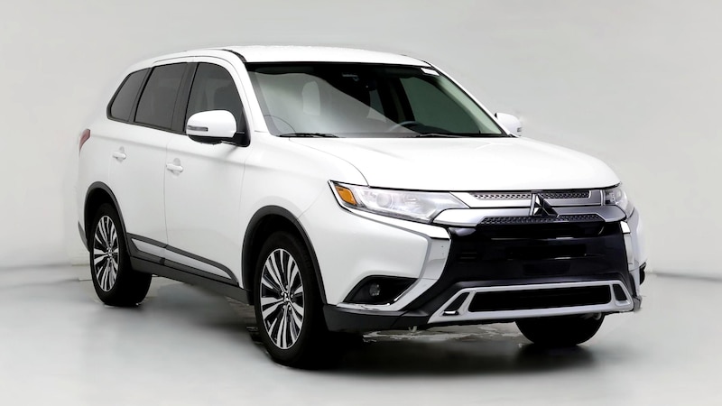 2020 Mitsubishi Outlander SE Hero Image