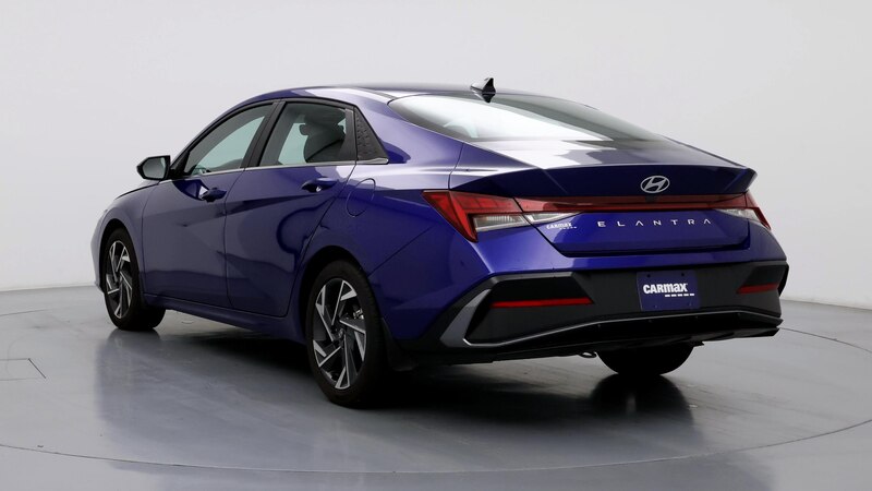 2024 Hyundai Elantra SEL 2