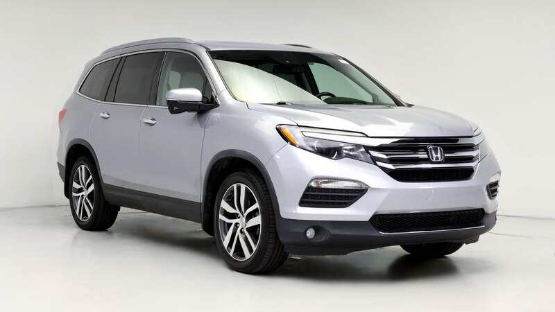 2017 Honda Pilot Touring Hero Image