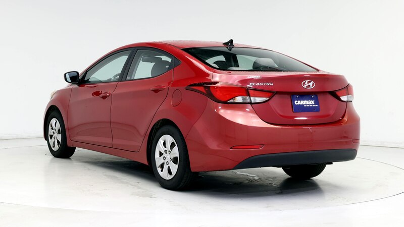 2016 Hyundai Elantra SE 2