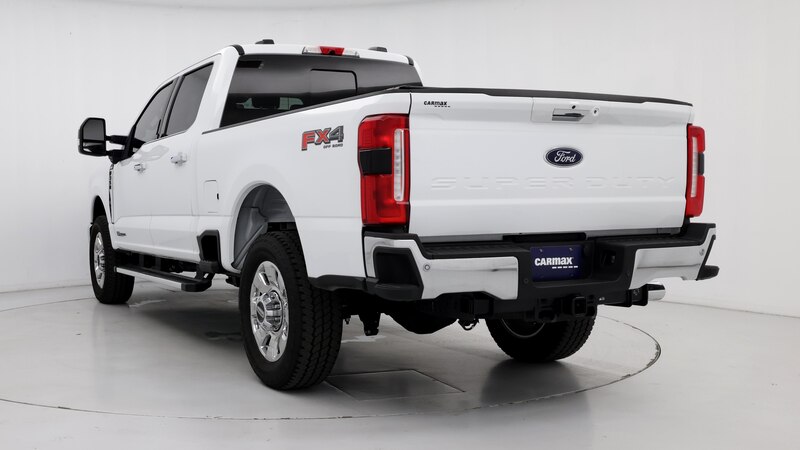 2024 Ford F-350 Lariat 2