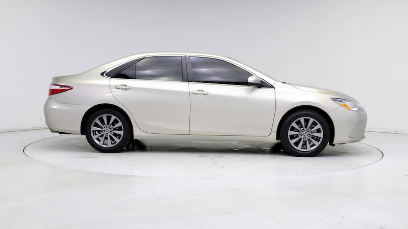 2015 Toyota Camry XLE 7