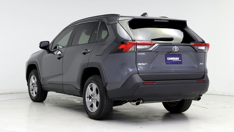 2023 Toyota RAV4 XLE 2