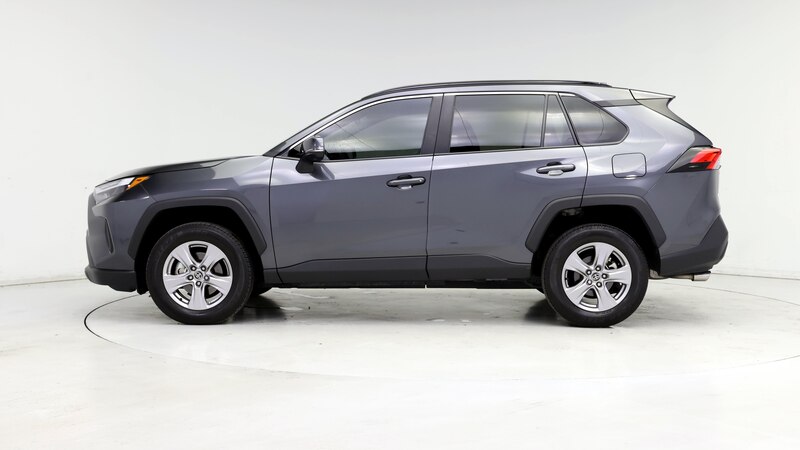 2023 Toyota RAV4 XLE 3