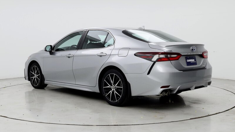 2022 Toyota Camry SE 2