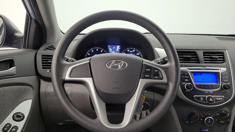 2013 Hyundai Accent GS 10