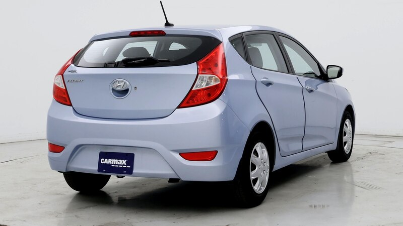 2013 Hyundai Accent GS 8