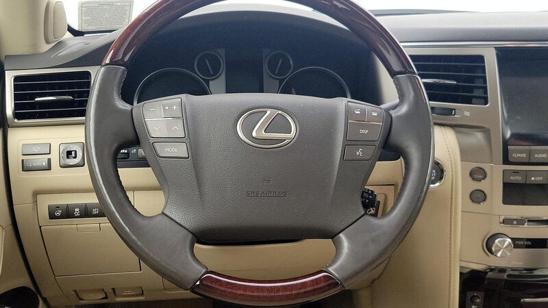 2014 Lexus LX 570 10