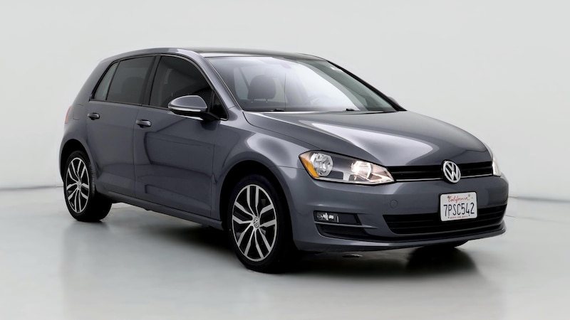 2016 Volkswagen Golf SE Hero Image