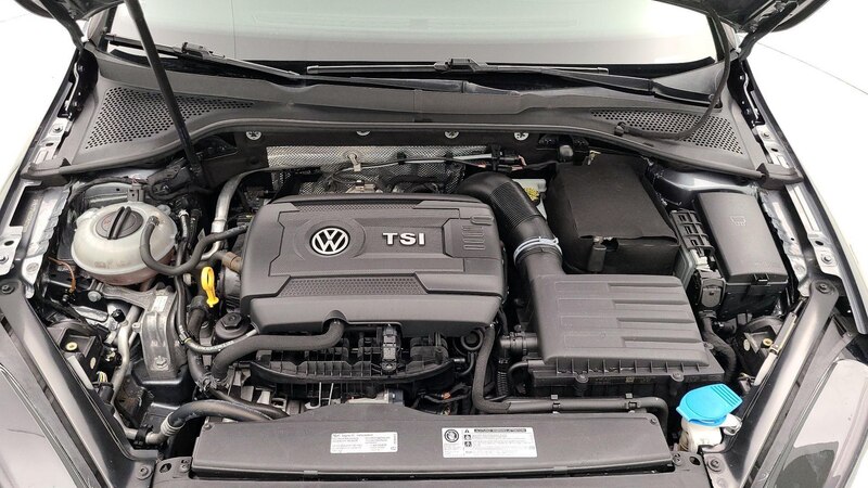 2016 Volkswagen Golf SE 20