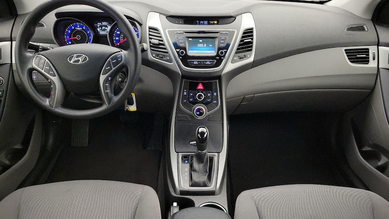 2015 Hyundai Elantra SE 9