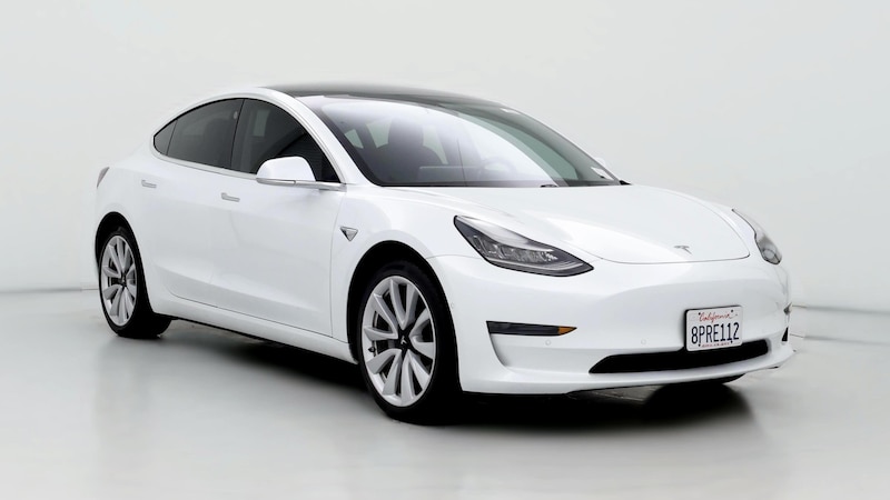 2020 Tesla Model 3 Standard Range Hero Image