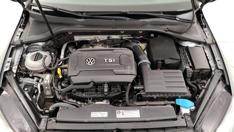 2017 Volkswagen Golf S 19